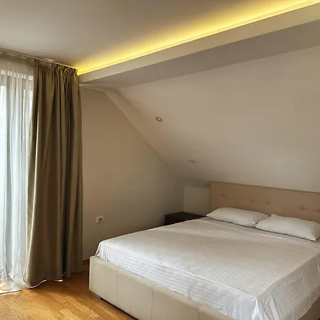 Aparthotel Hillside Garden By Sienna Skopje