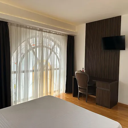 Aparthotel Hillside Garden By Sienna Skopje