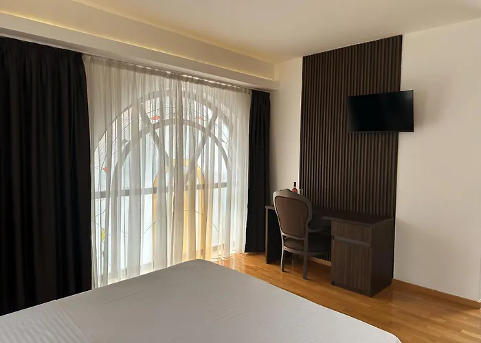 Aparthotel Hillside Garden By Sienna Skopje